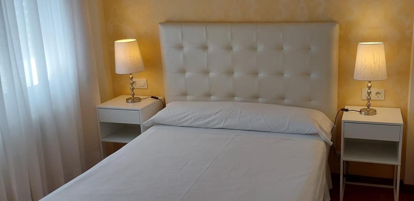 Apartamentos Turisticos Arosa Ogrove O Grove Buitenkant foto